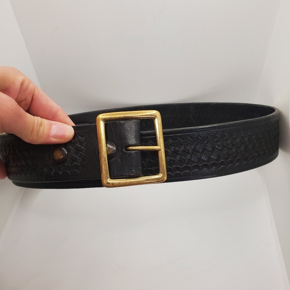 Aker Alex shoemaker & son leather belt brass buckle size 40 - Picture 4 of 10